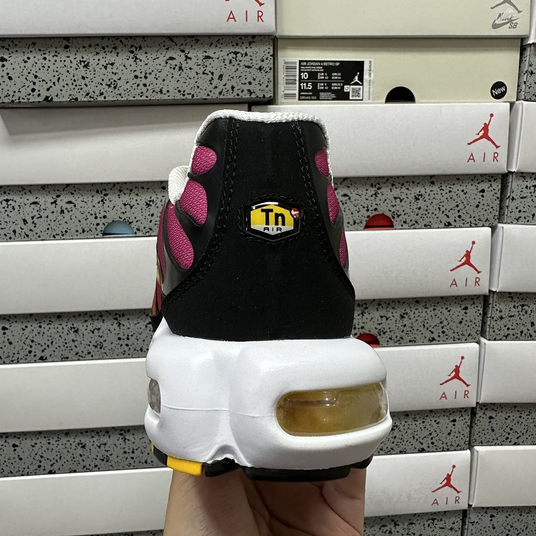 Nike Air Max Plus Yellow Pink Gradient - Image 15