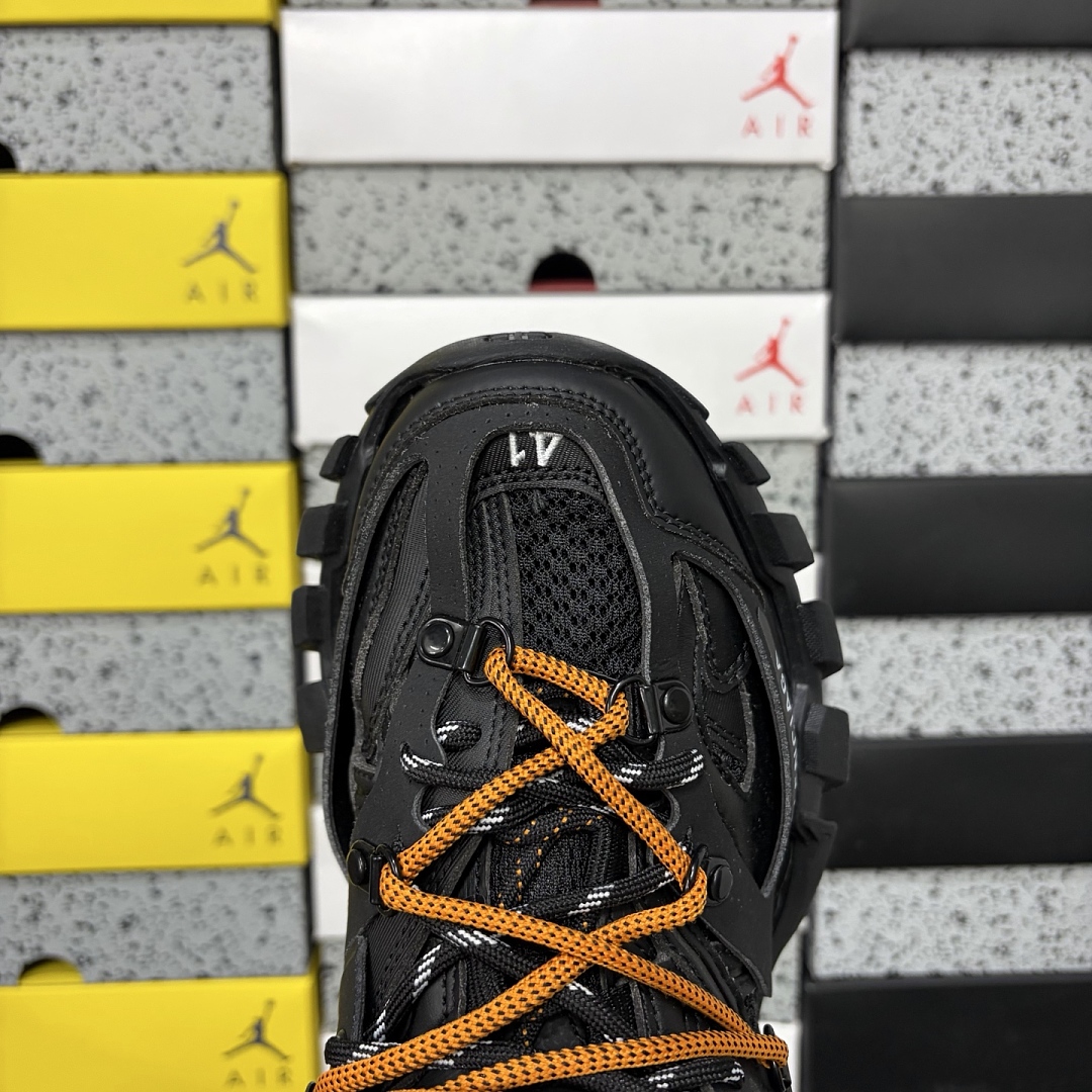Balenciaga Track - Image 10