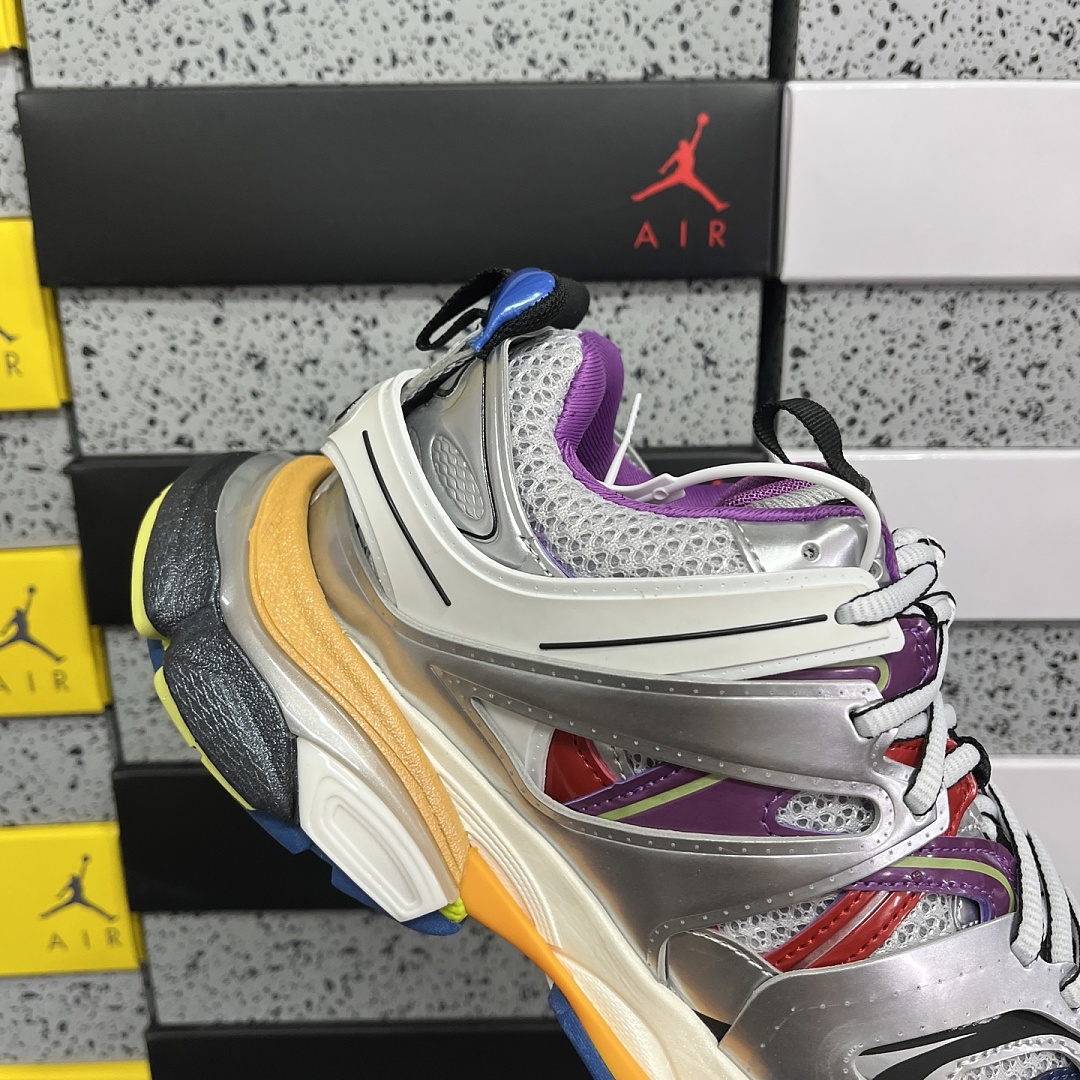 Balenciaga Track - Image 7