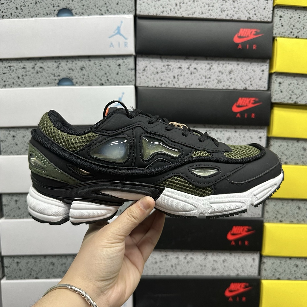 On Running Ozweego - Image 6
