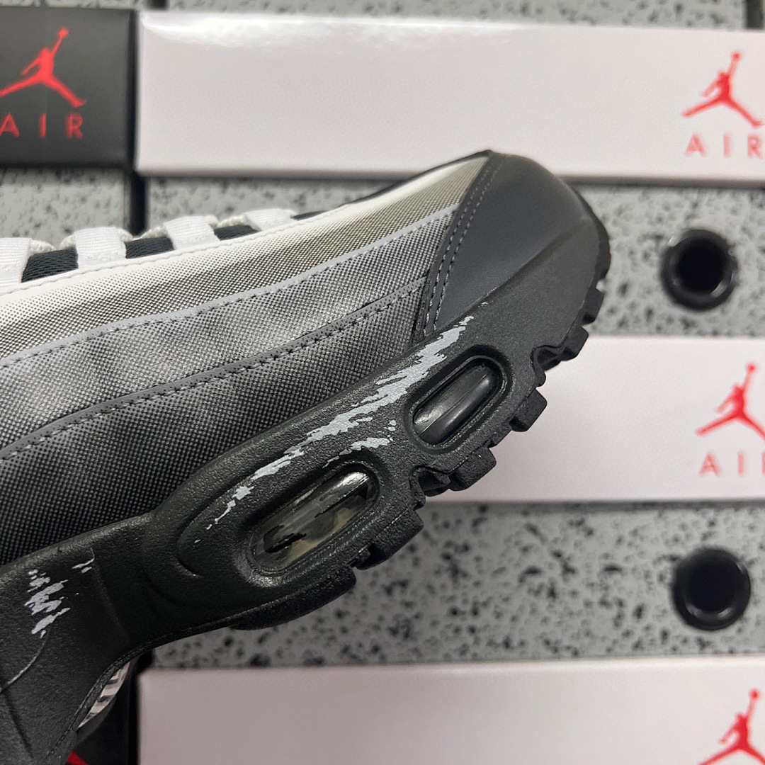 Nike Air Max Muscle 95 Yu-Gi-Oh! Jonouchi (With Promo Card) - Image 7