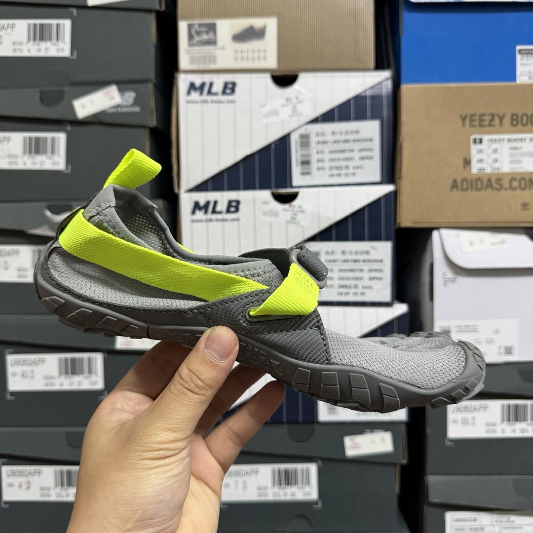 Suicoke Finger Chukka Boot Fluorescent Light Green Velcro Strap - Image 2