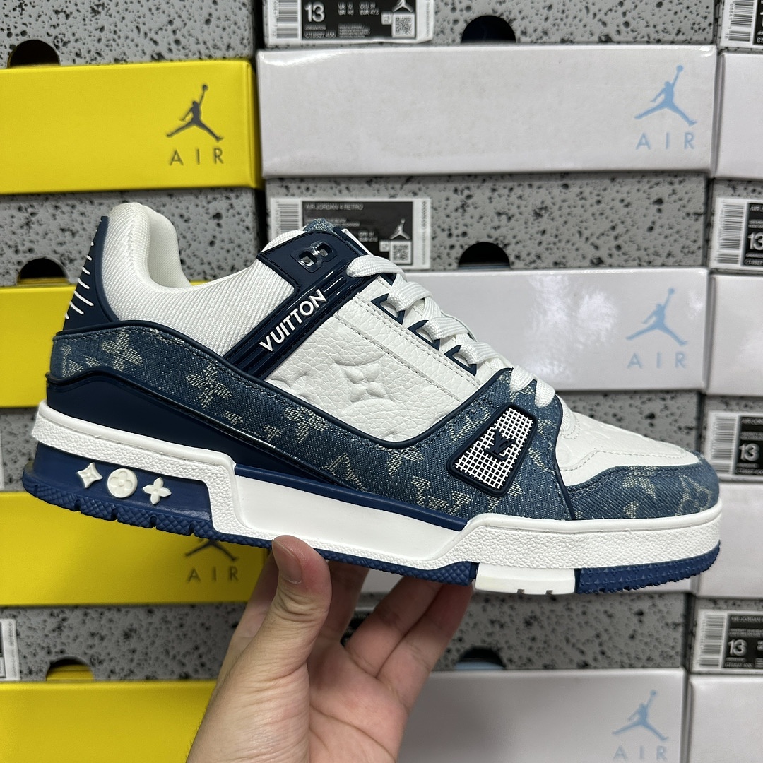 Louis Vuitton Trainer 1-01 - Image 3