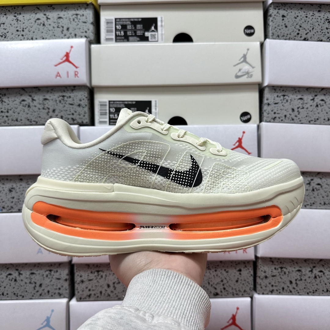 Nike Vomero Premium HQ2050-100 - Image 8