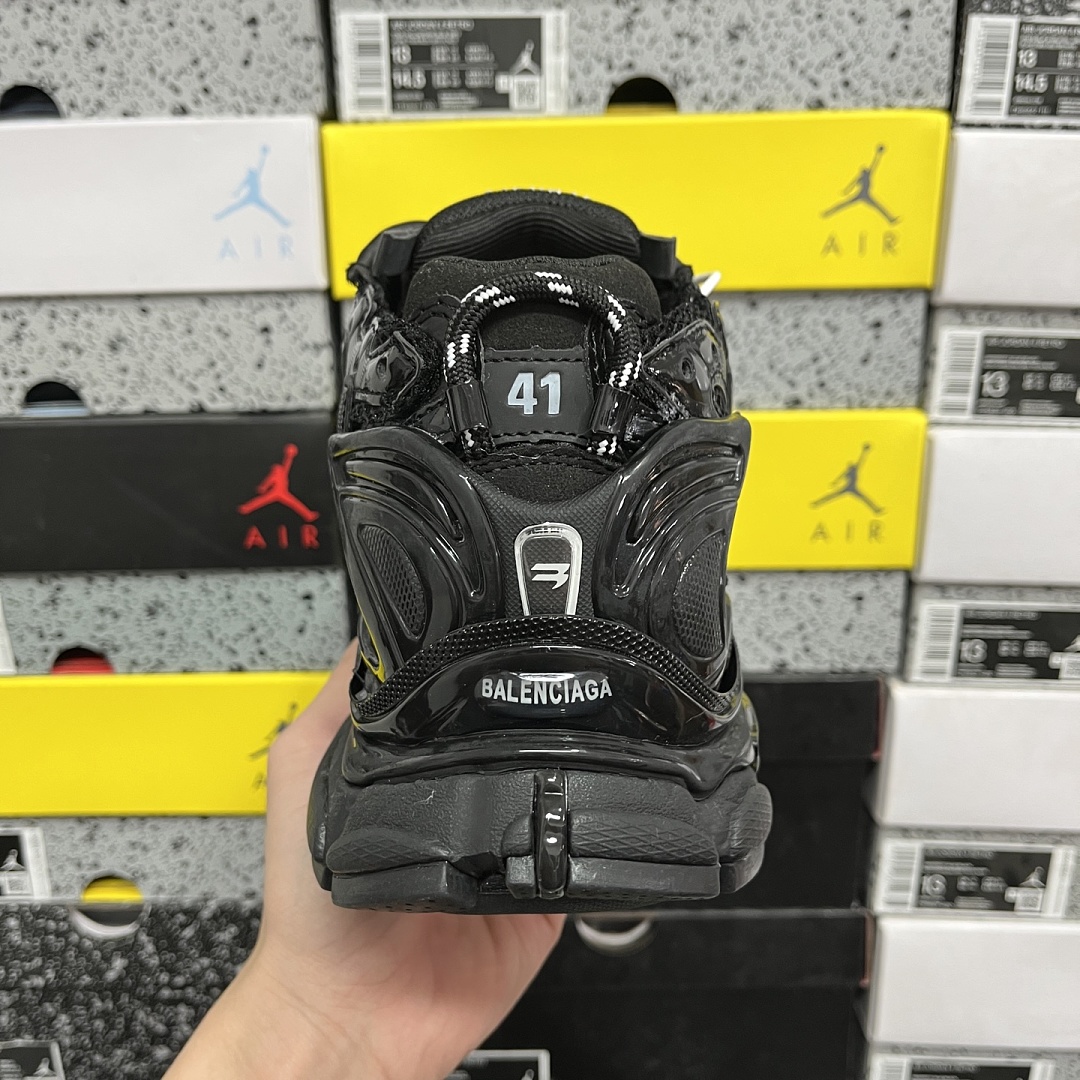 Balenciaga BLCG Runner 7.0 - Image 9