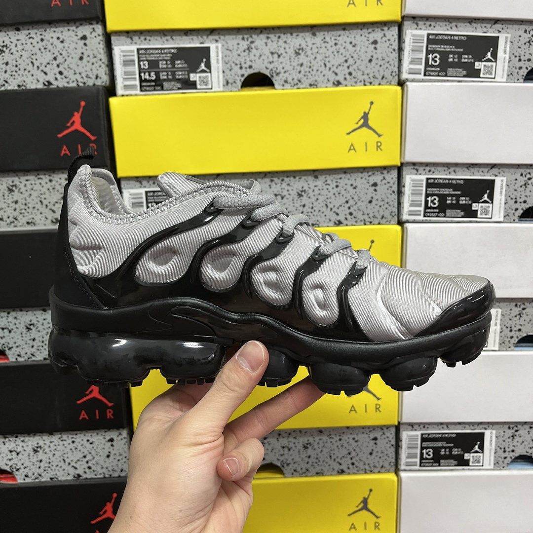 Nike Air Vapormax Plus Cool (Grey Black) - Image 4