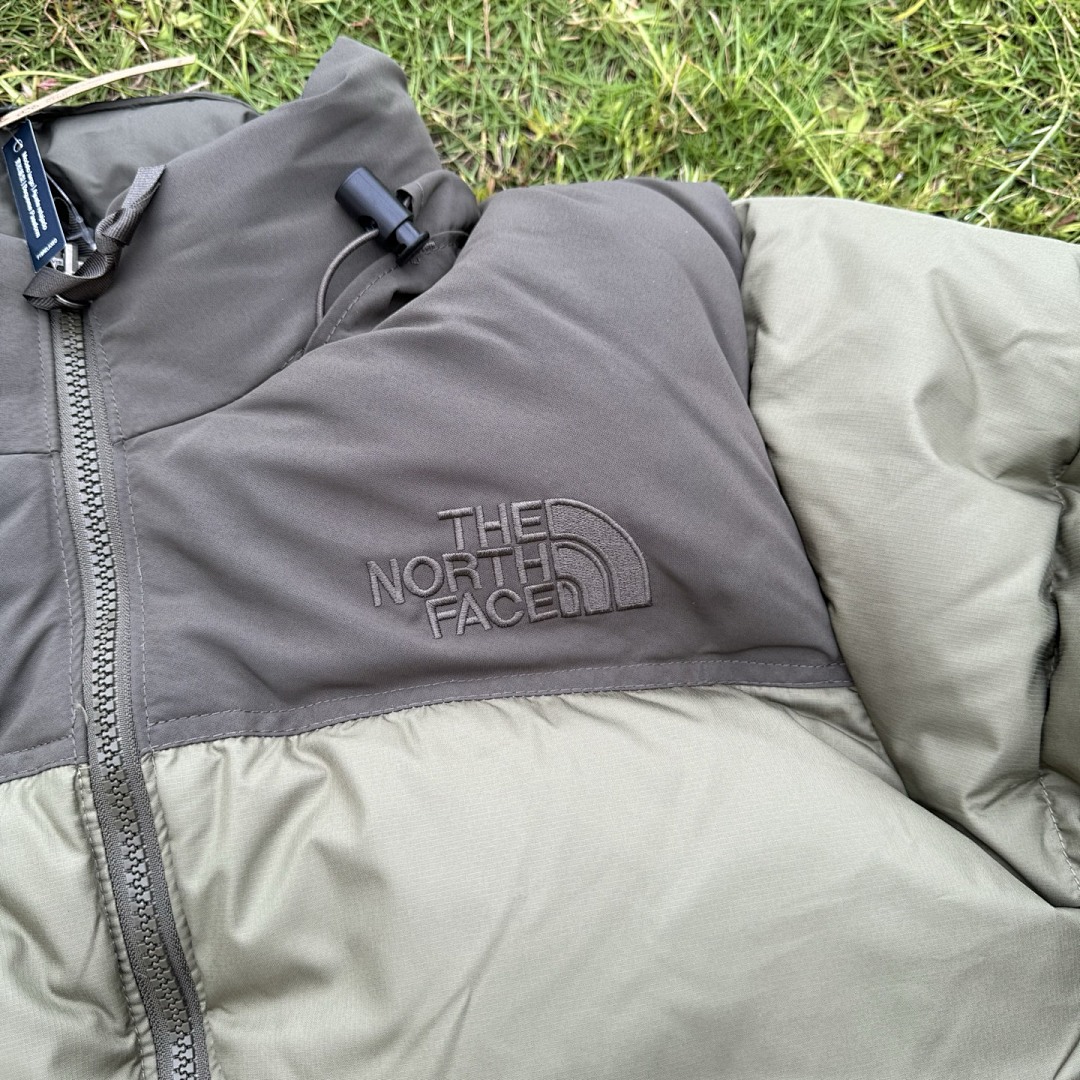 The North Face TNF 1996 Retro Nuptse 700 Fill Packable Jacket - Image 41