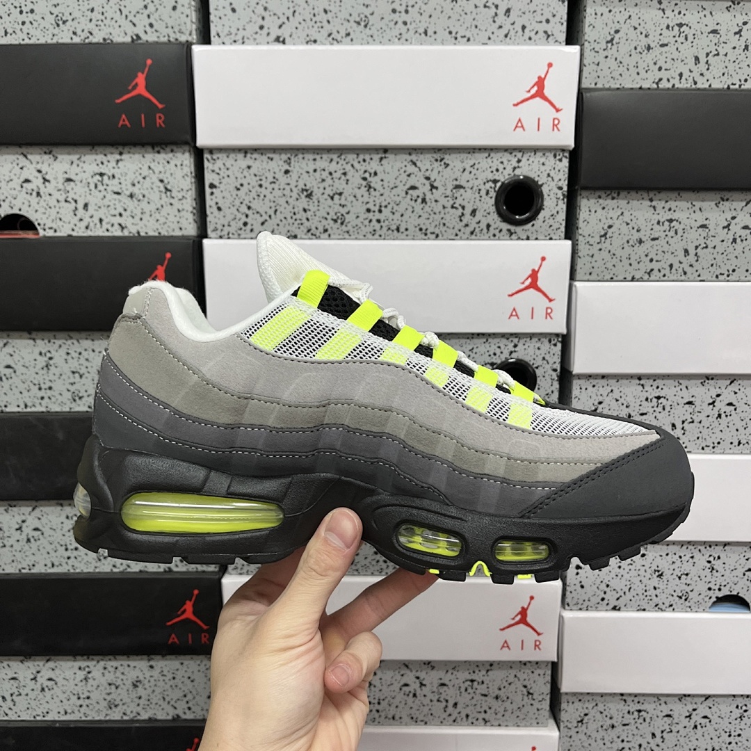 Nike Air Max 95 OG Big Bubble Neon - Image 2