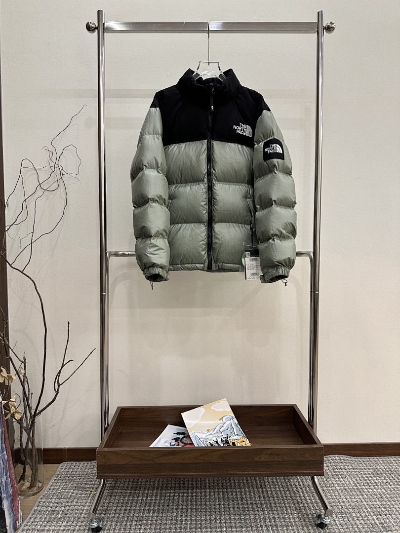 Chanel The North Face White Label Novelty Nuptse Down Jacket (Asia Sizing) - Image 25