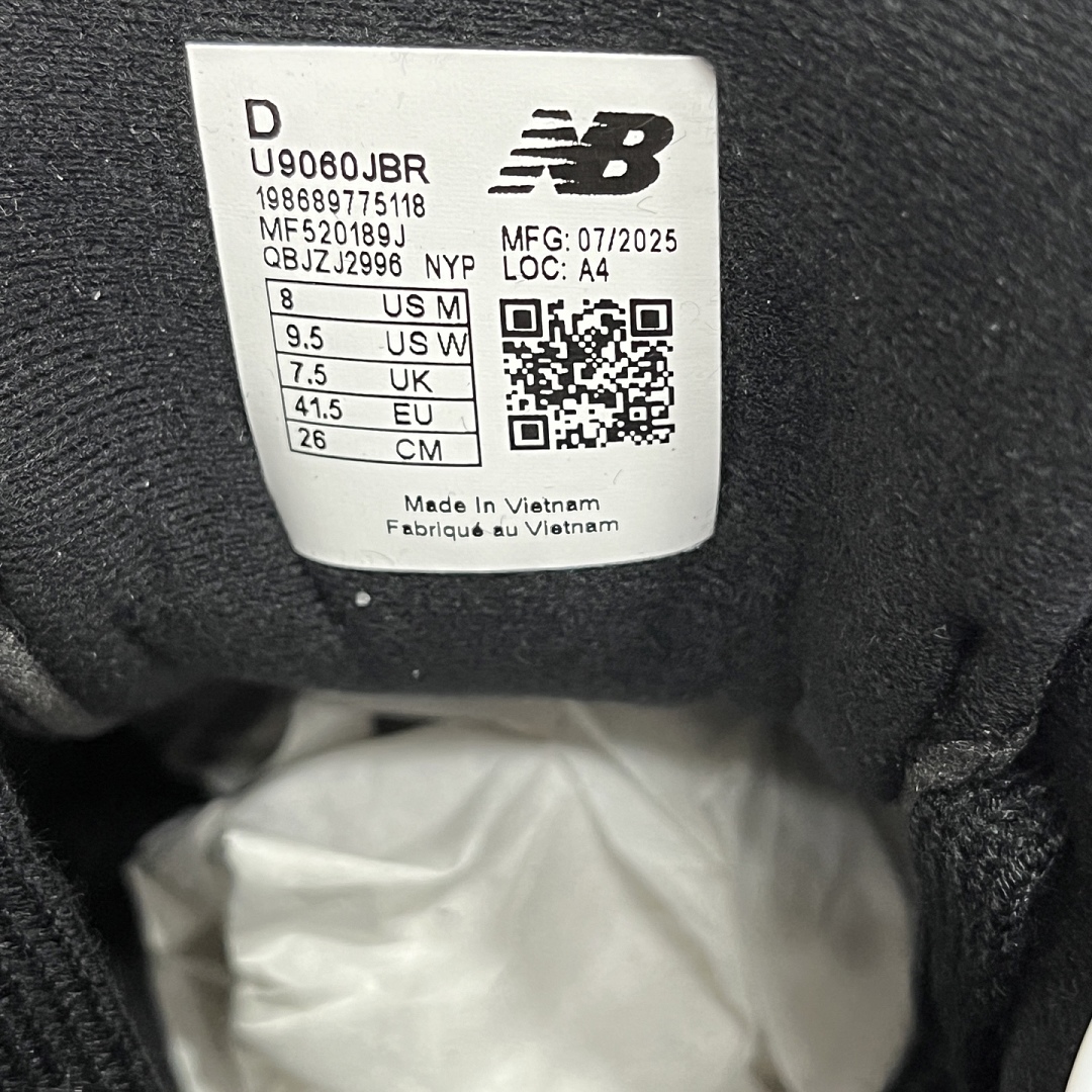New Balance 9060 - Image 3