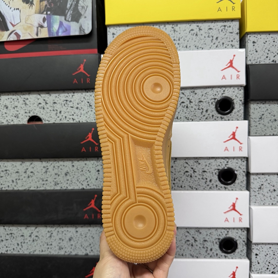 Nike Air Force 1 Low Flax Wheat - Image 2