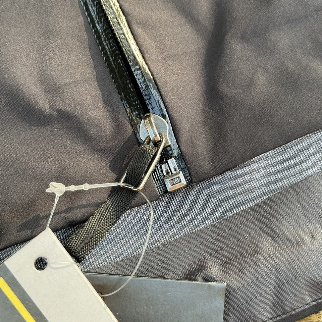 Arc'teryx Beta LT Jacket (Black) - Image 26