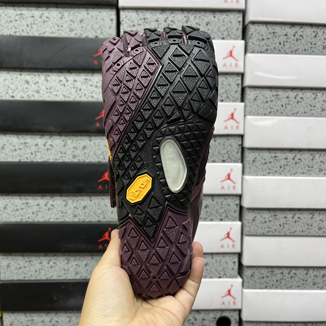 Suicoke Finger Chukka Boot - Image 8