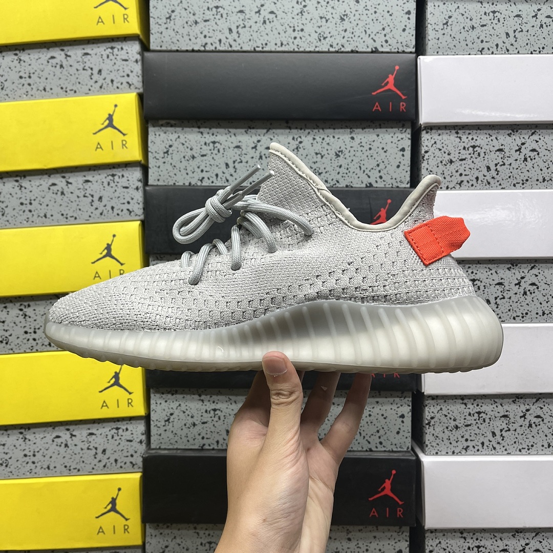 Adidas Yeezy Boost 350 V2 - Image 5