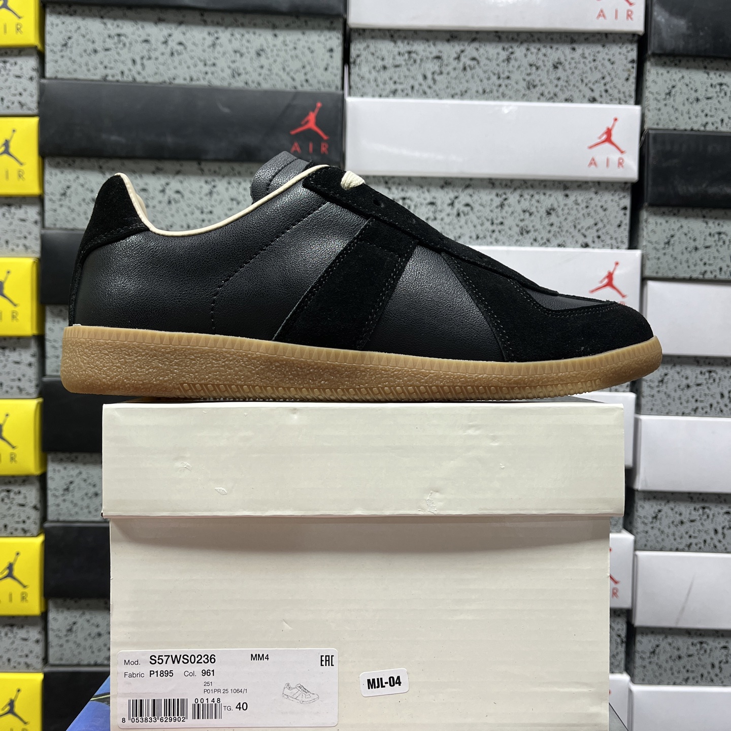 On Running Maison Margiela Replica Black Yellow P1895 - Image 10