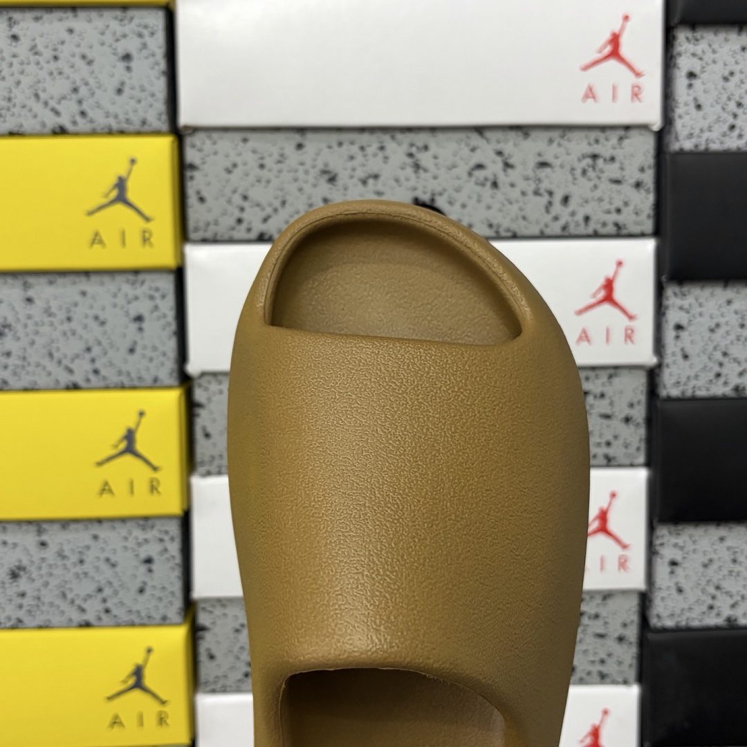 Adidas Yeezy Slide Ochre Slides Military Brown (Matte) - Image 3