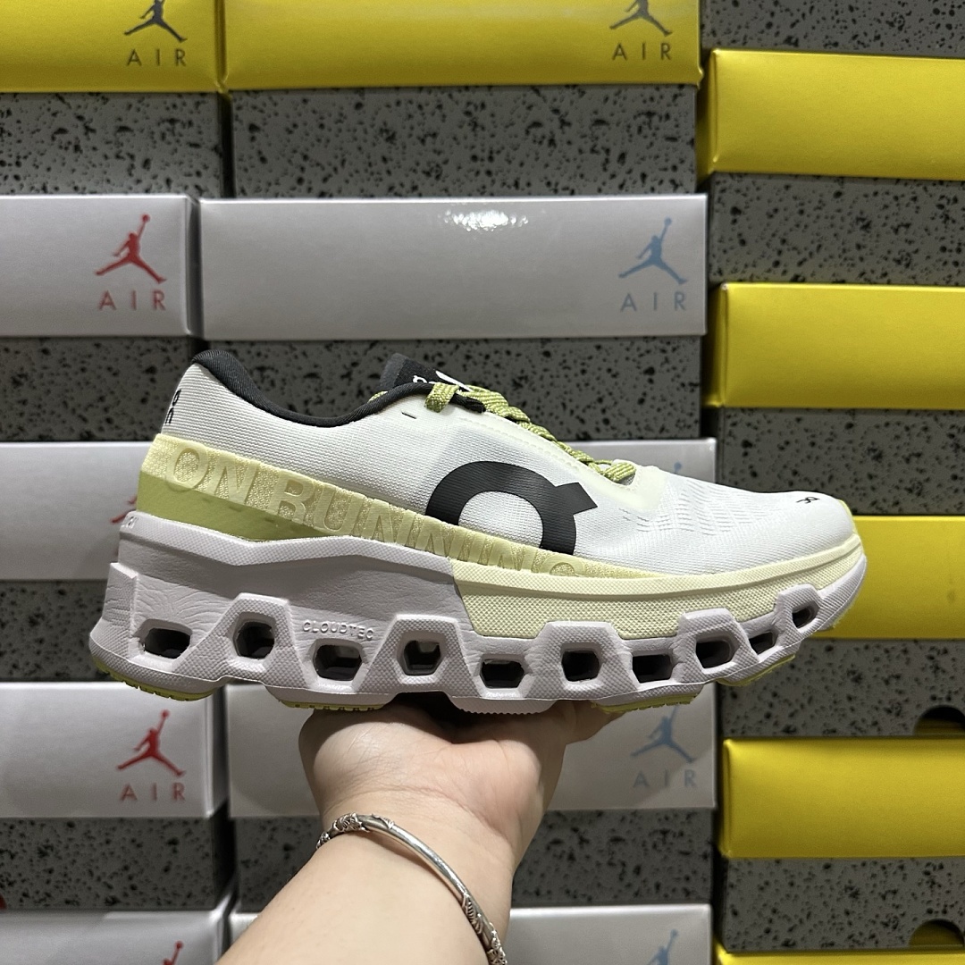 On Running Running Cloudmonster 2 Undyed Zest - Image 5