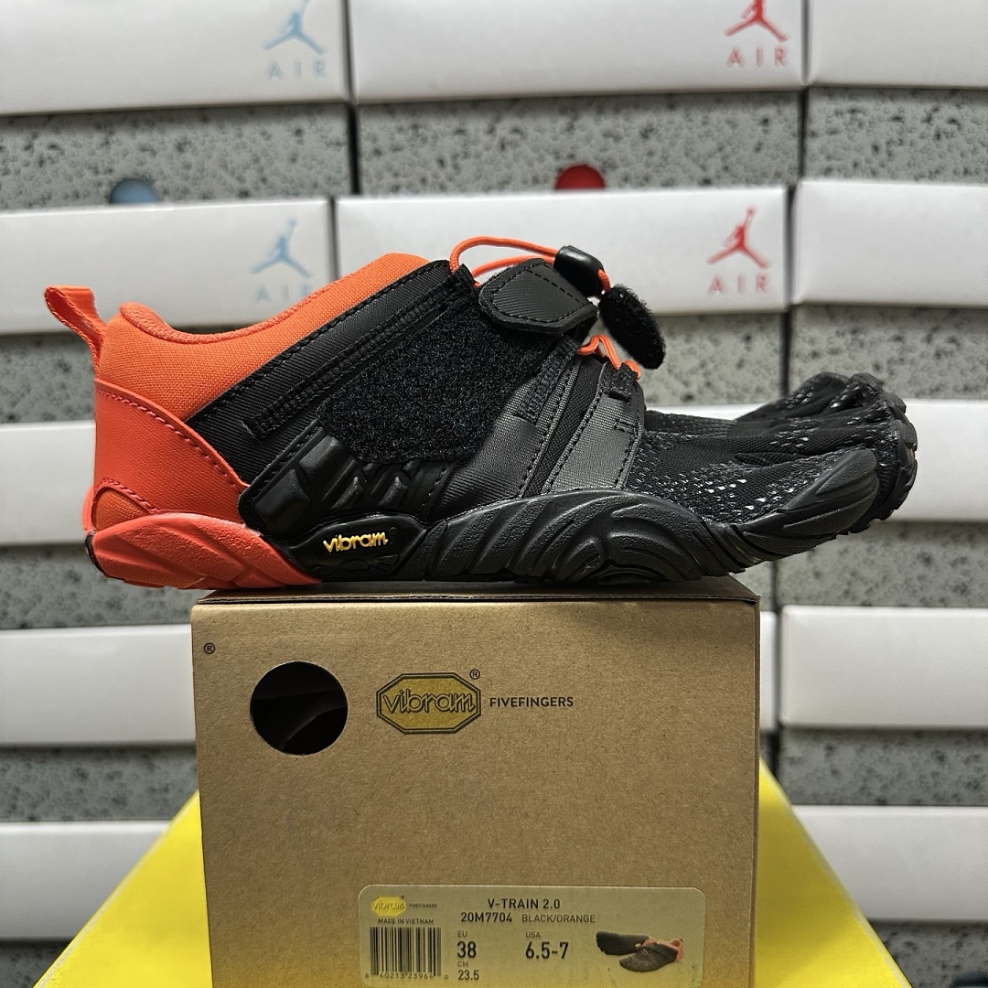 Suicoke Finger Chukka Boot 20M7704