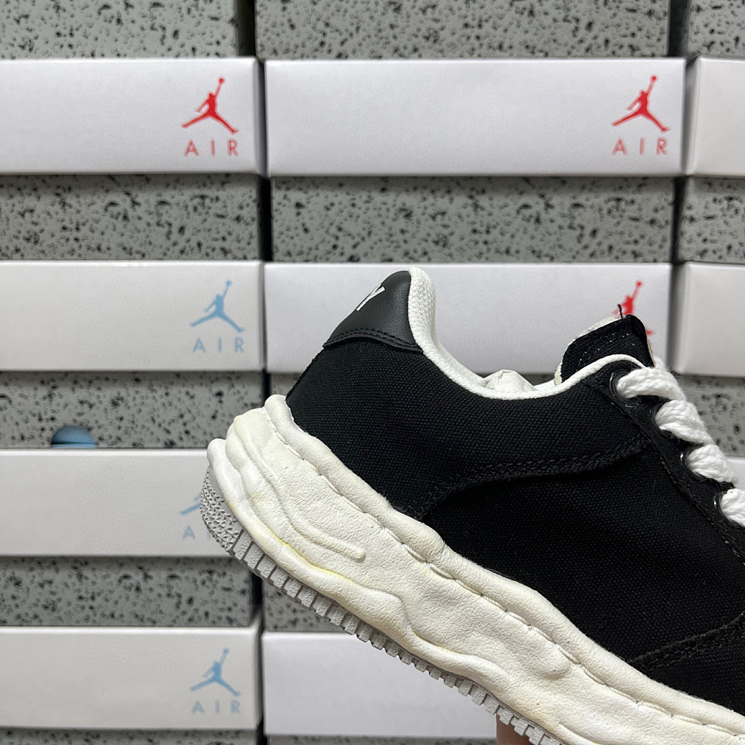 On Running Maison Mihara Yasuhiro NO.769 - Image 7