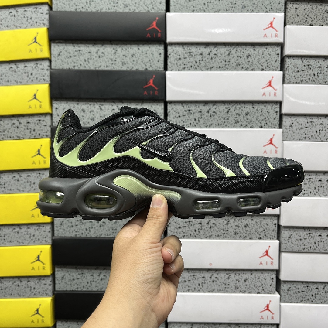 Nike Air Max Plus Iron Gray Light Liquid Lime (Black) - Image 5