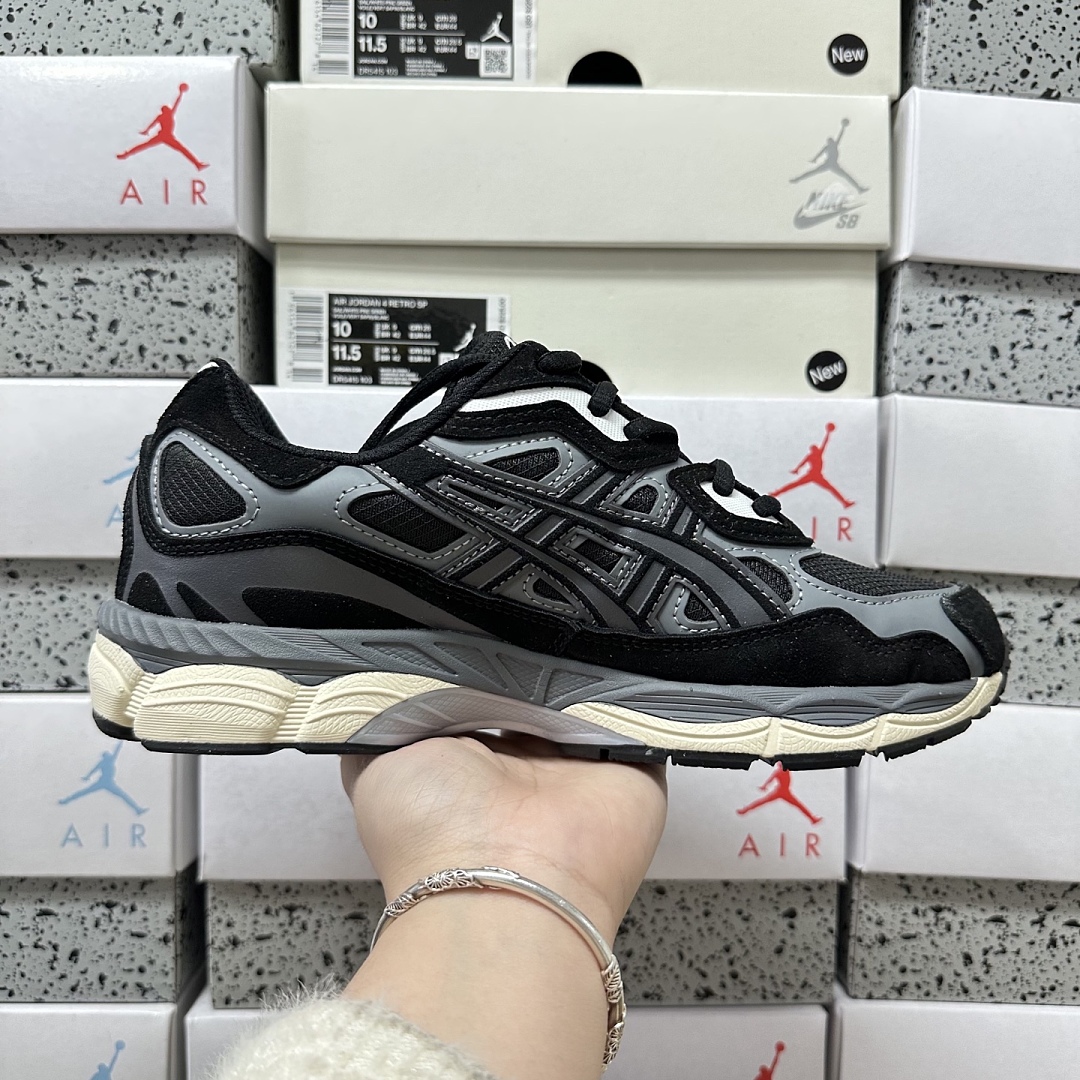 ASICS Gel-NYC Black 1203A739-001 - Image 3