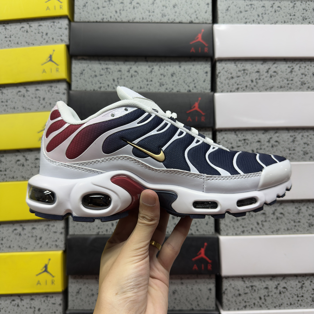 Nike Air Max Plus - Image 9