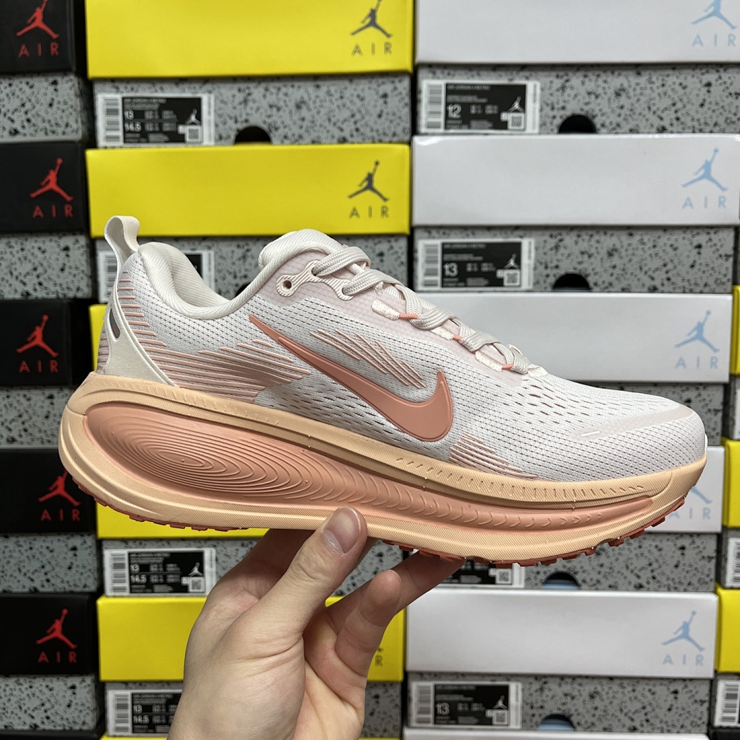Nike Zoom Vomero - Image 9