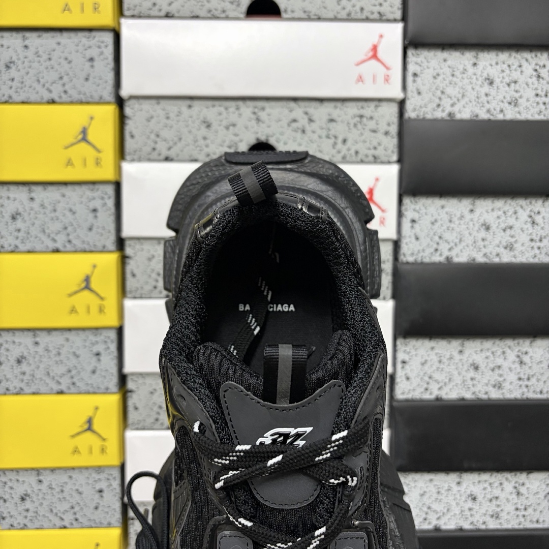 Balenciaga BLCG 3XL - Image 5