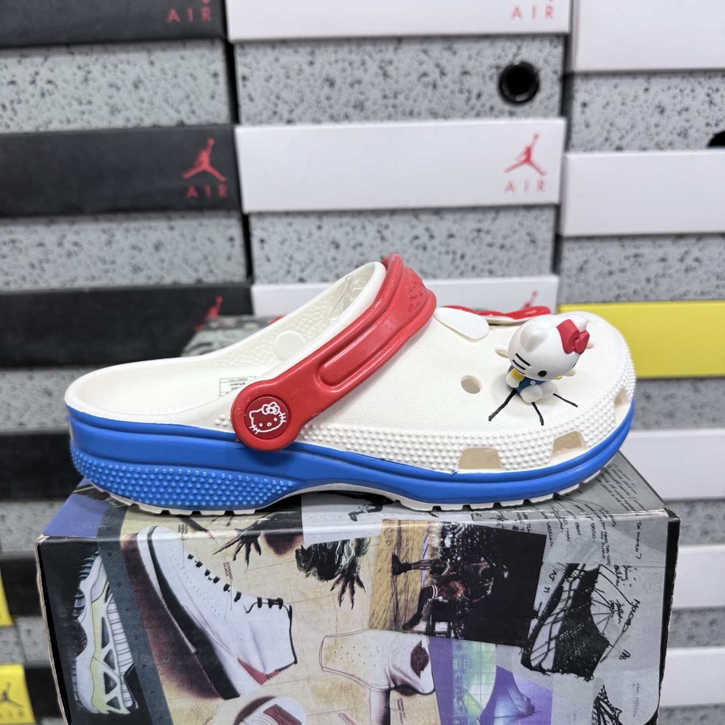 Crocs Classic Clog KT - Image 11