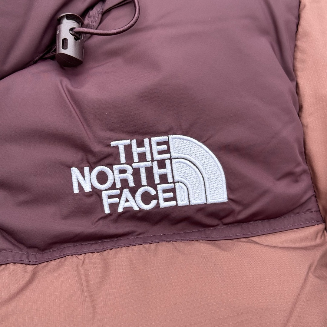 The North Face TNF 1996 Retro Nuptse 700 Fill Packable Jacket - Image 78