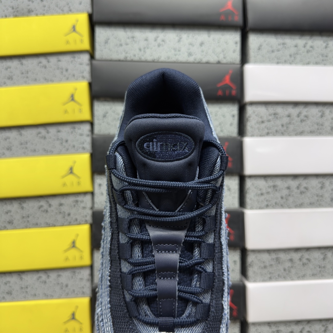 Nike Air Max 95 OG Obsidian - Image 2