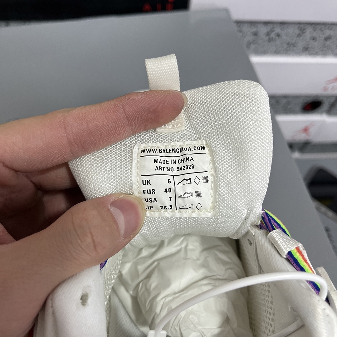 Balenciaga Track - Image 4