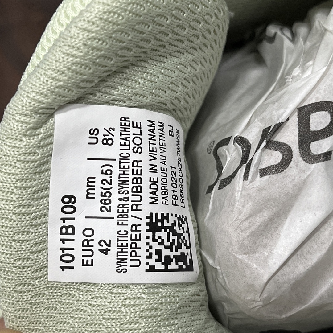 ASICS Gel-Kahana 8 1011B109-301 (Cream Green) - Image 2