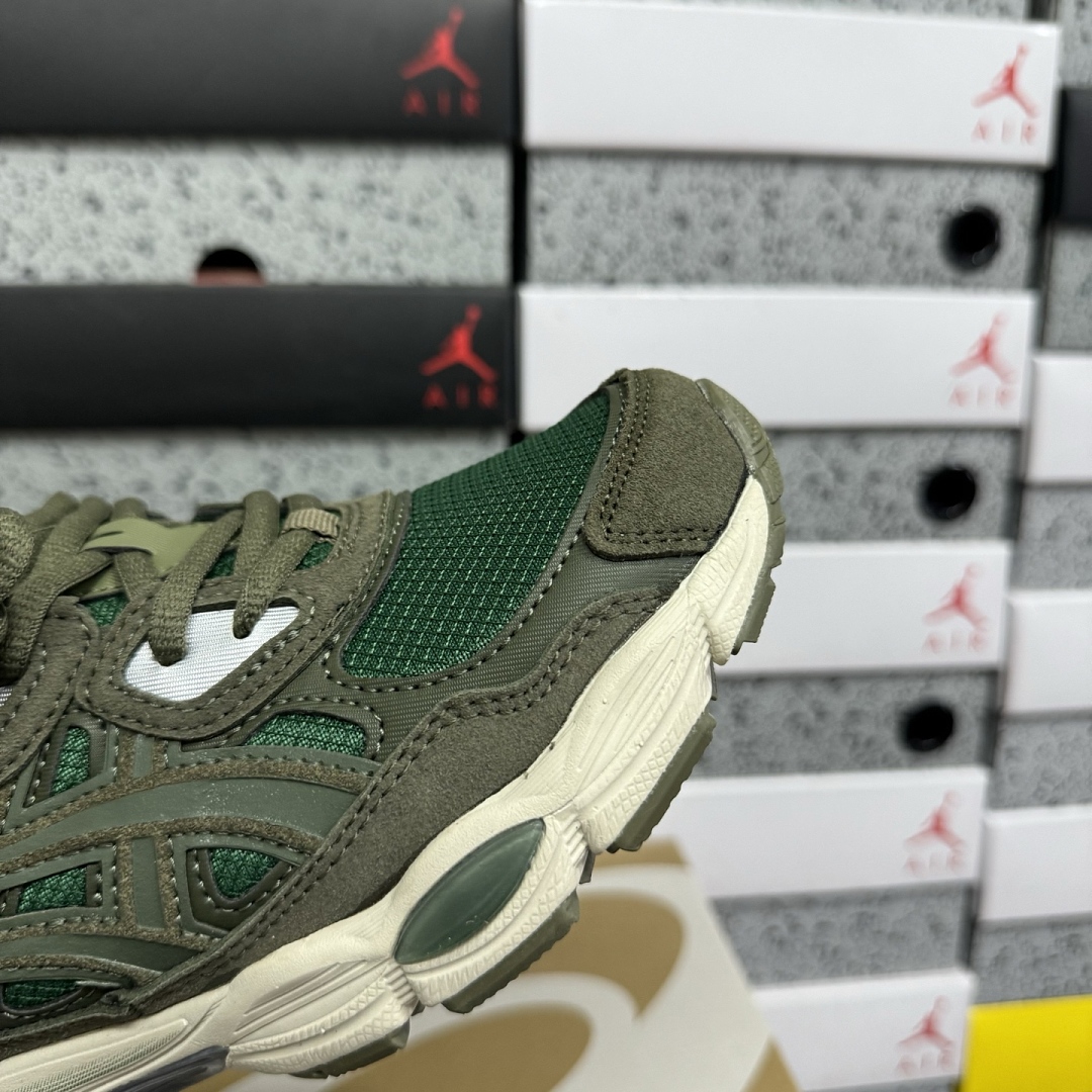 ASICS Gel-NYC Grove Olive Canvas 1203A739-300 - Image 4