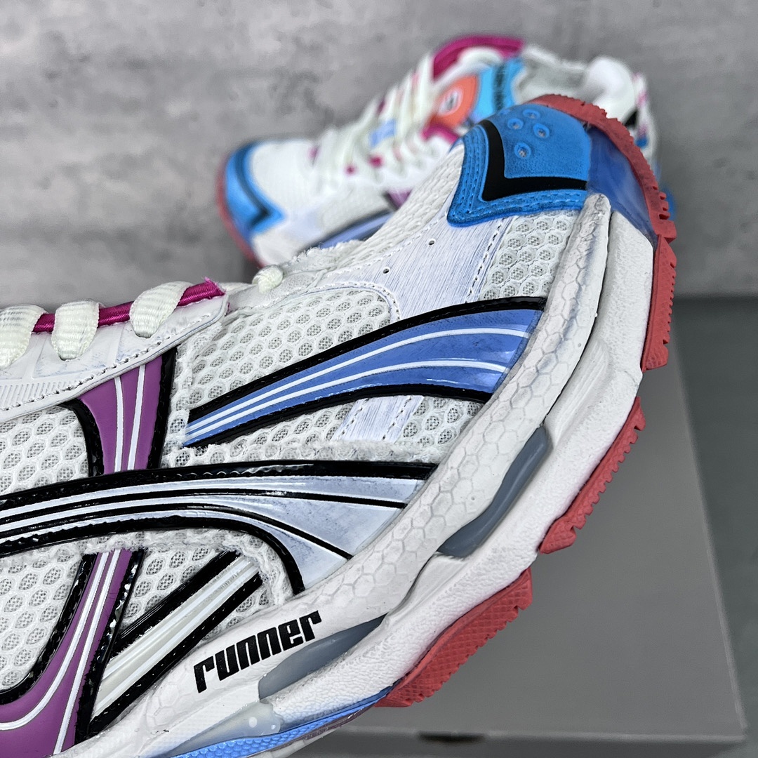 Balenciaga Runner 7.5 - Image 84