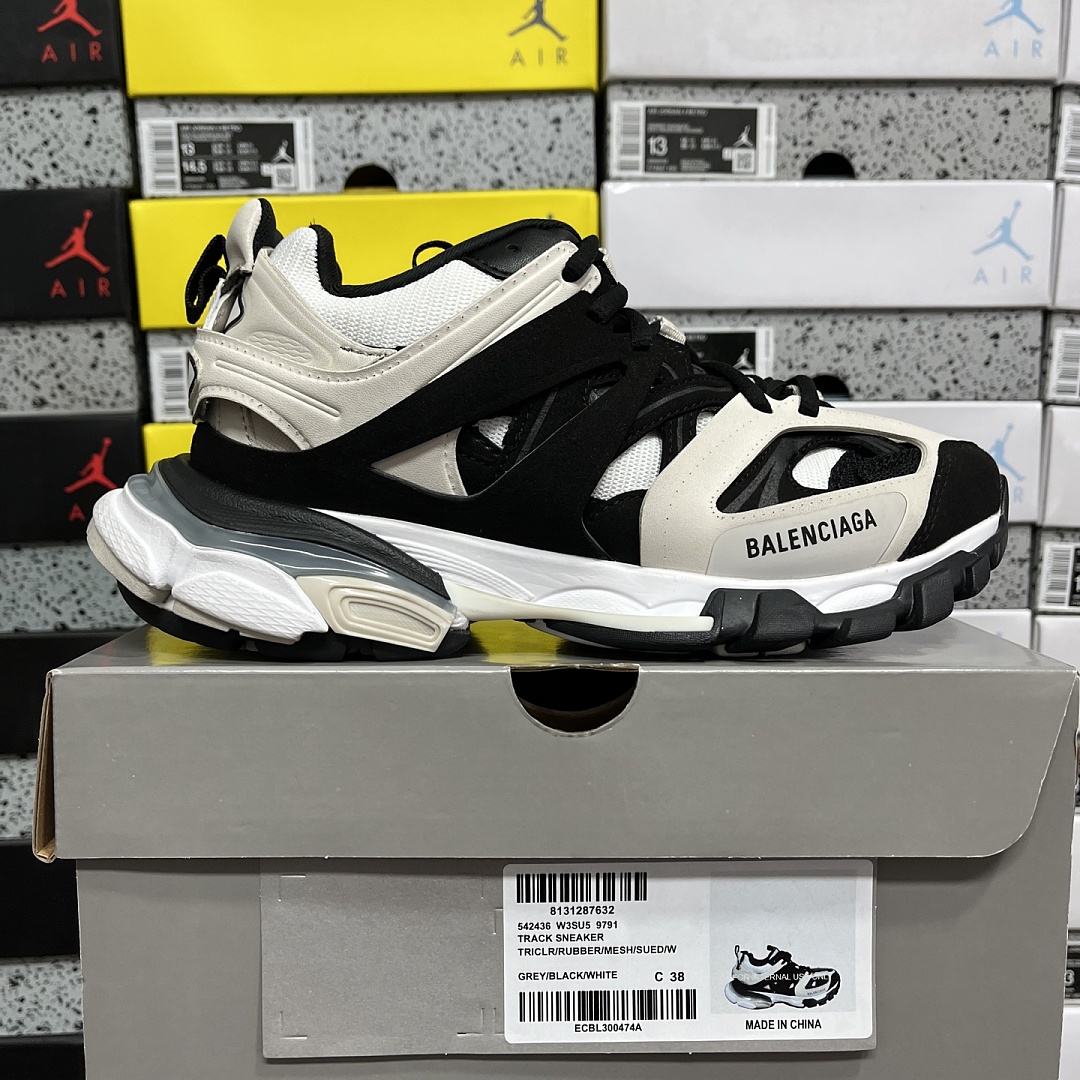 Balenciaga BLCG Track 3.0