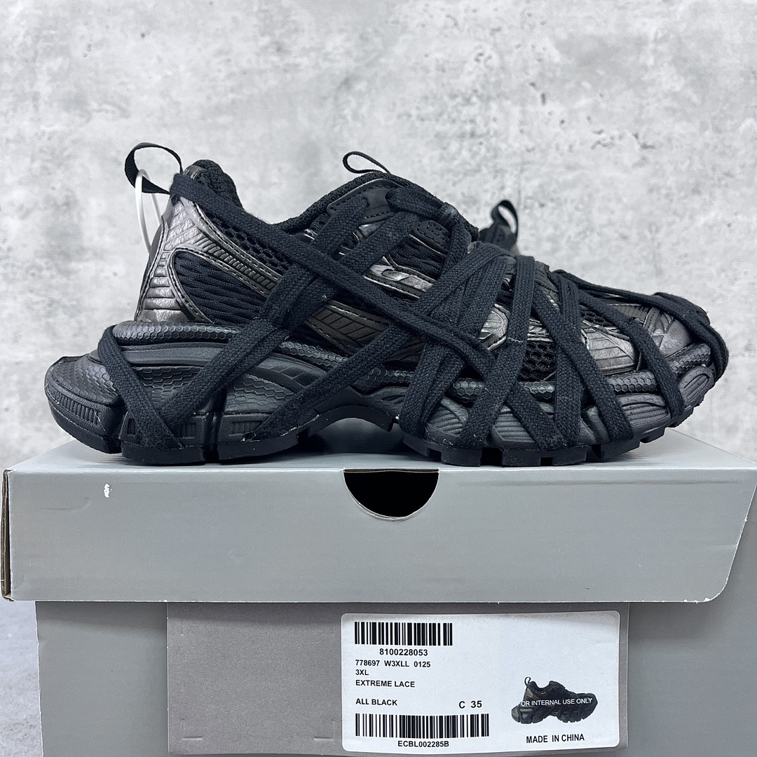 Balenciaga 3XL Extreme Lace - Image 5