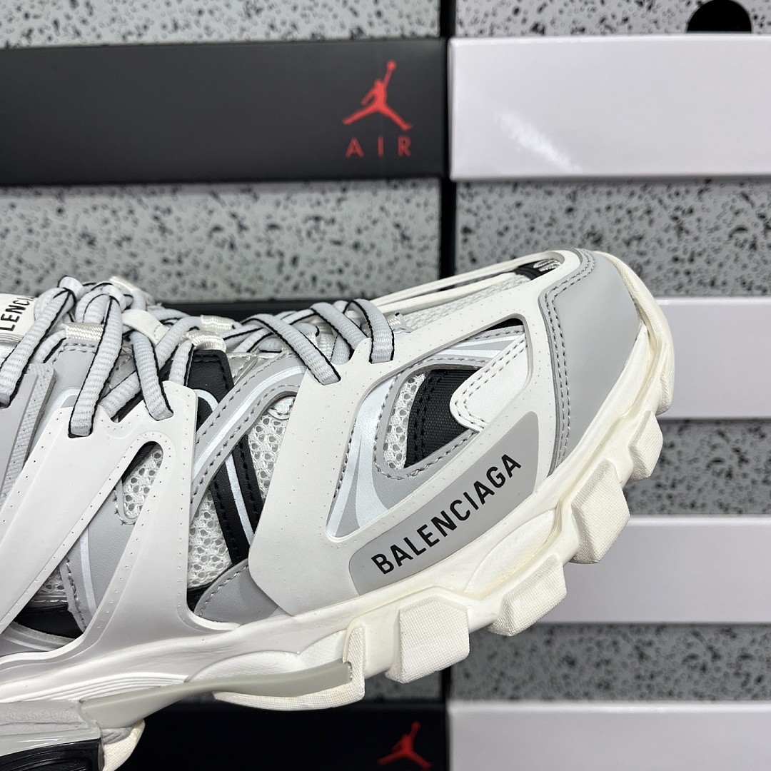 Balenciaga Track - Image 2