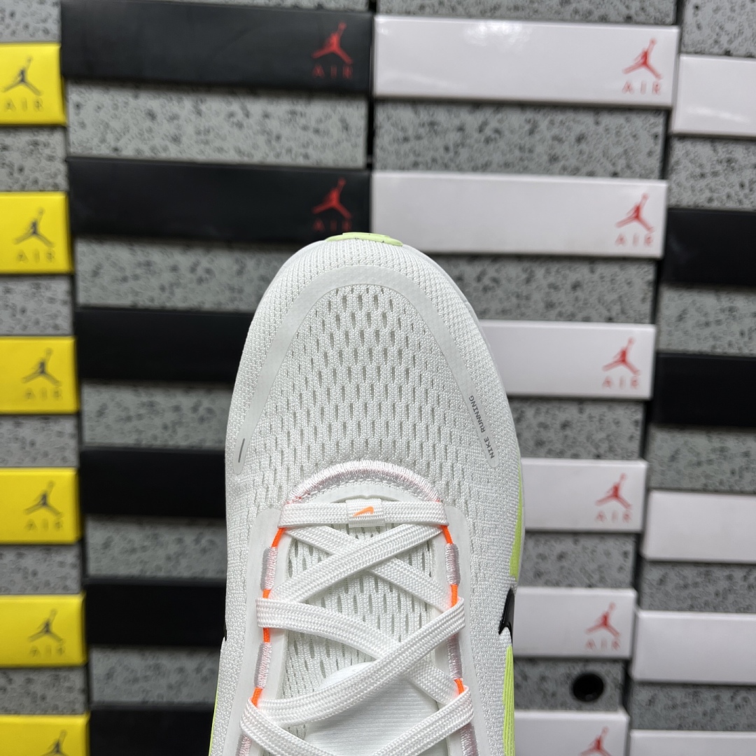 Nike Vomero 18 White Barely Volt (Black) - Image 10