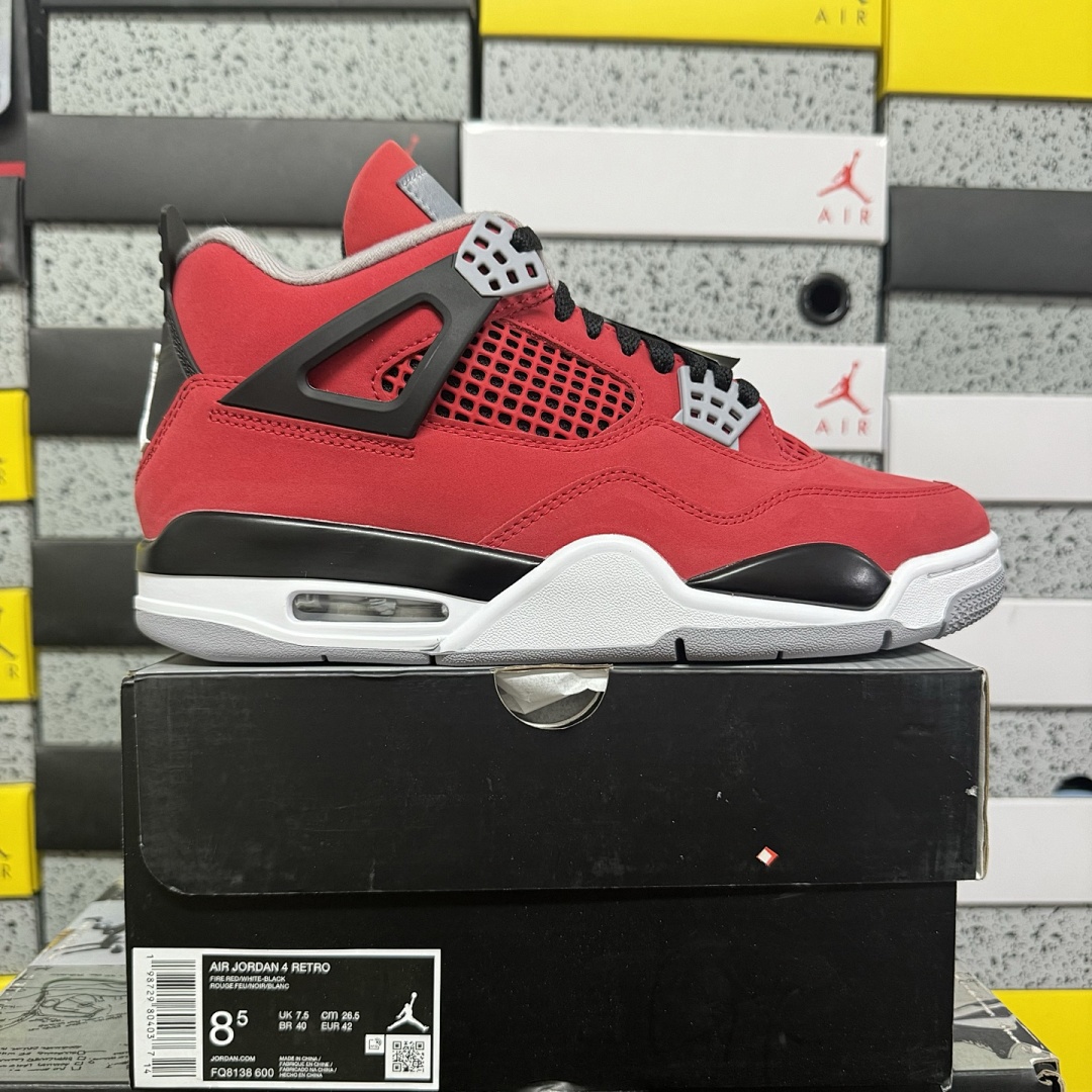 Nike Jordan 4 Retro Toro Bravo