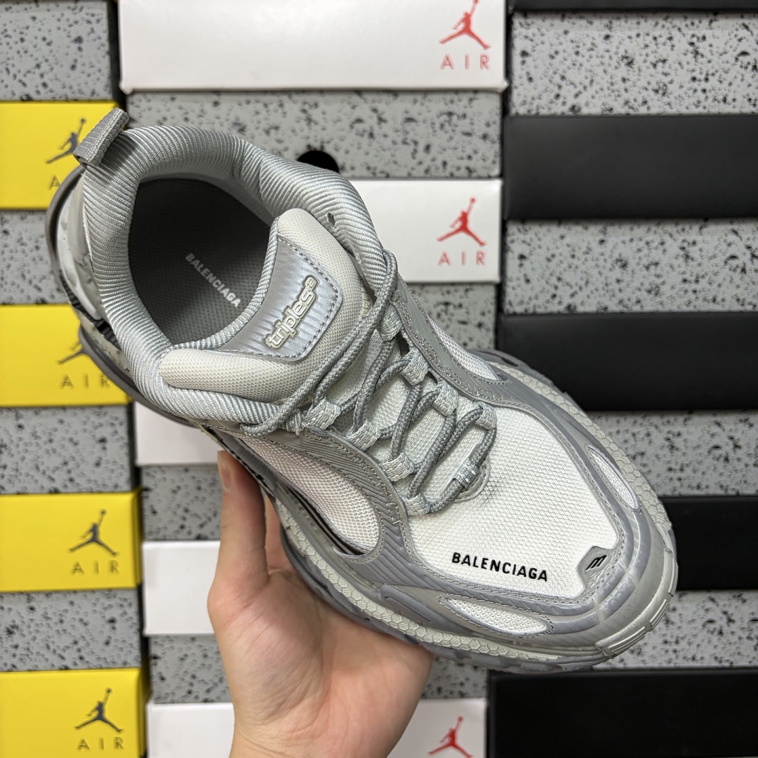 Balenciaga Triple S 2 - Image 8