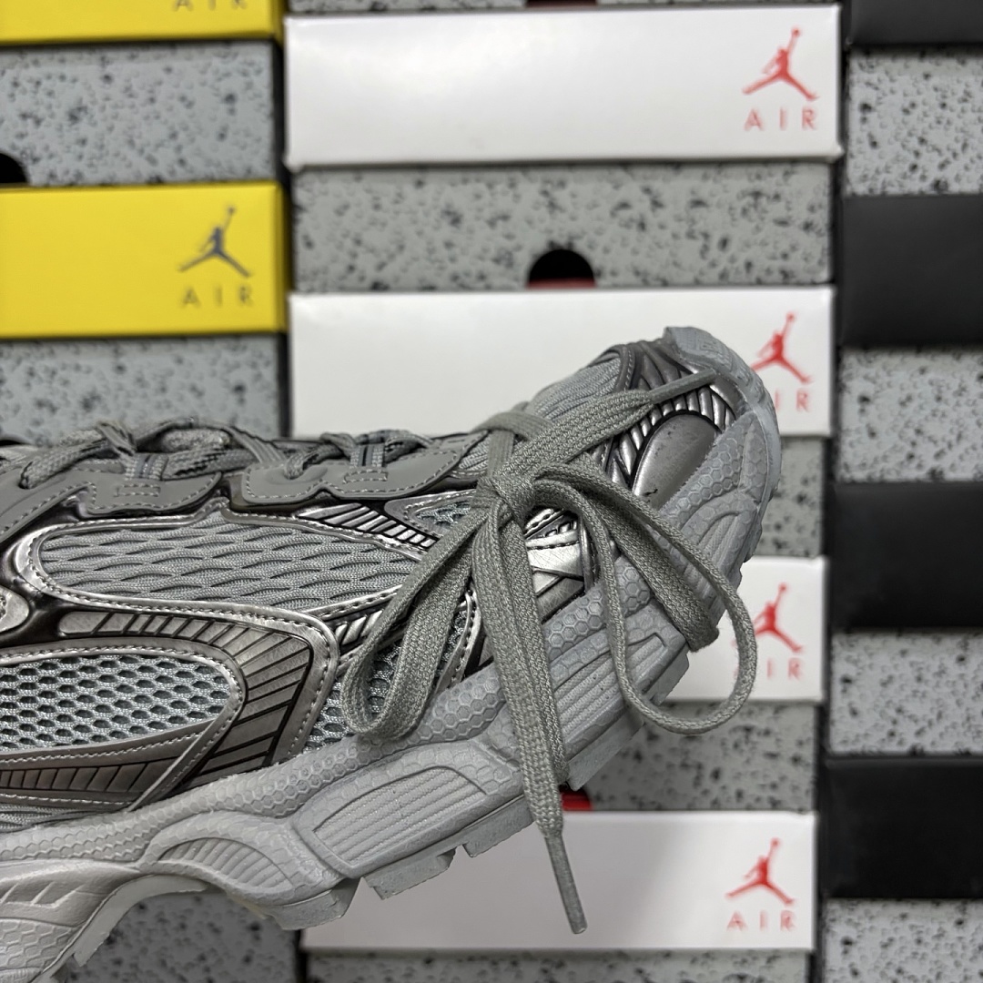 Balenciaga BLCG 3XL - Image 4