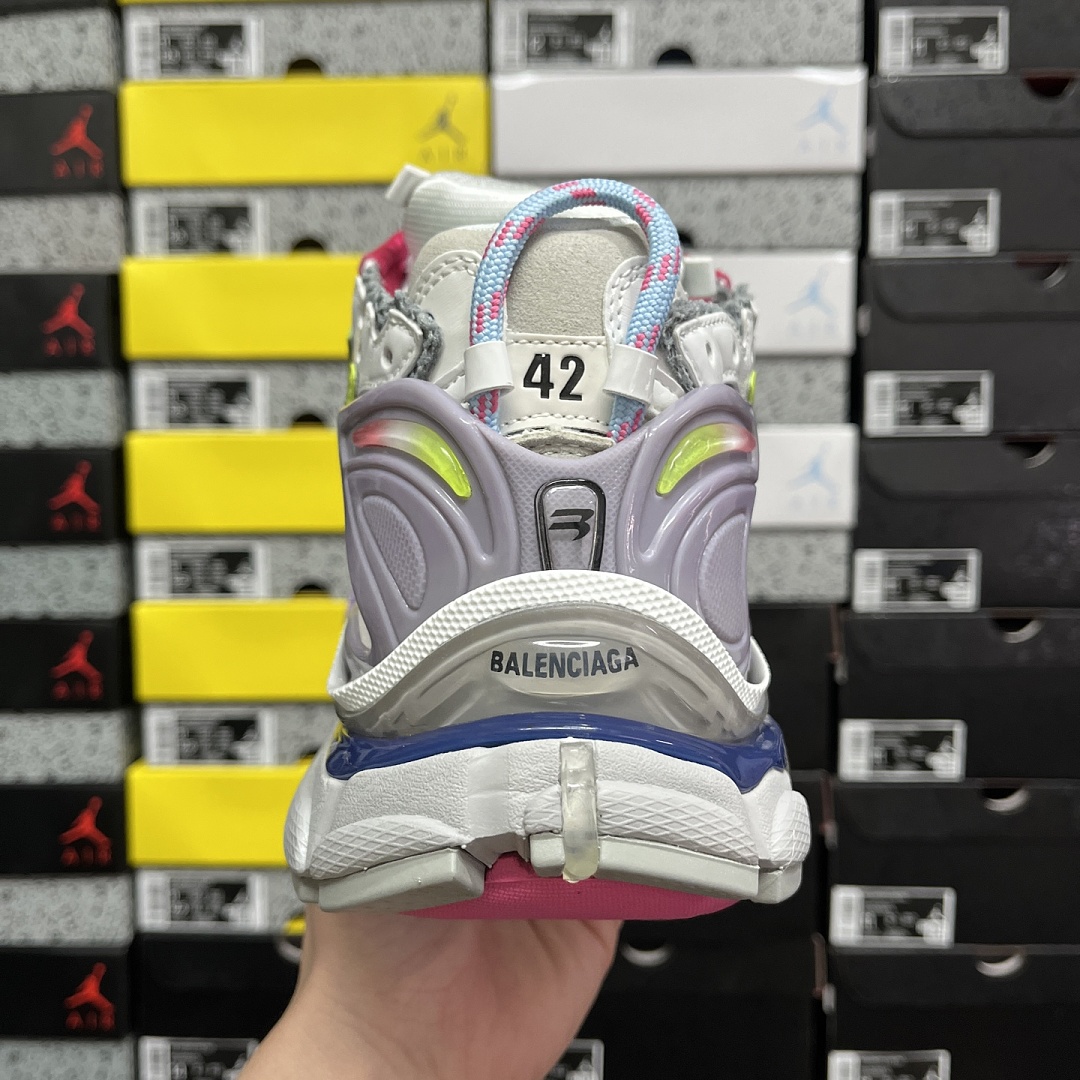 Balenciaga BLCG Runner 7.0 - Image 7