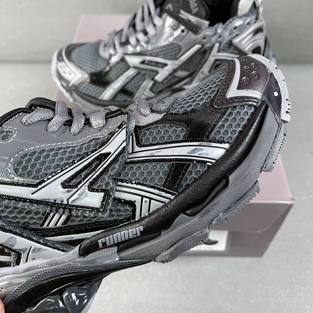 Balenciaga Runner - Image 68