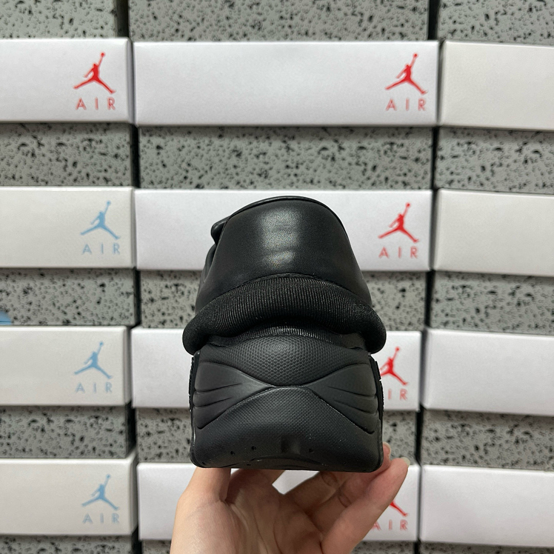 On Running Raf Simons Low Top (Black ANTEI) - Image 2