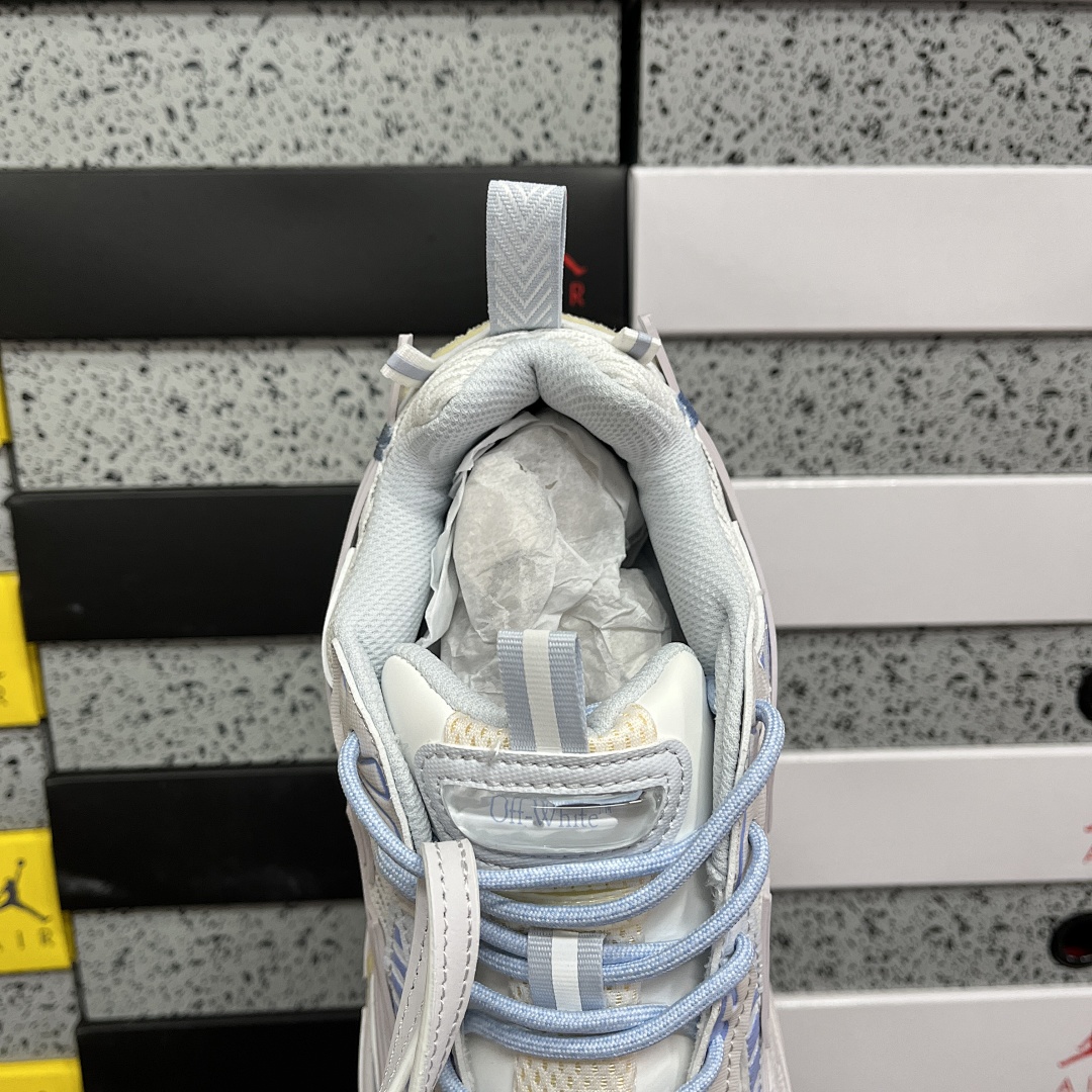 Off-White Be Right Back - Image 6