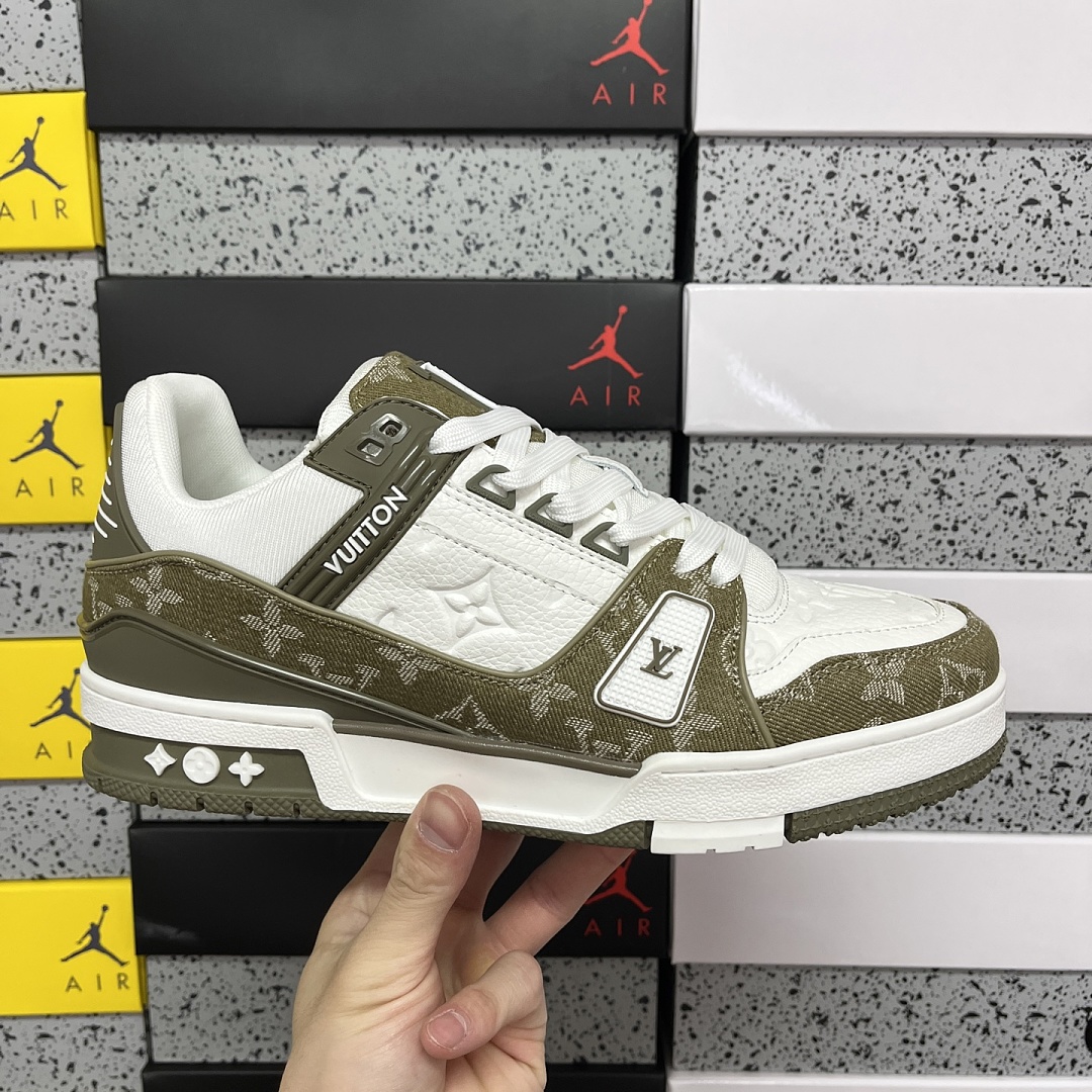 Louis Vuitton Trainer 1-12 - Image 8