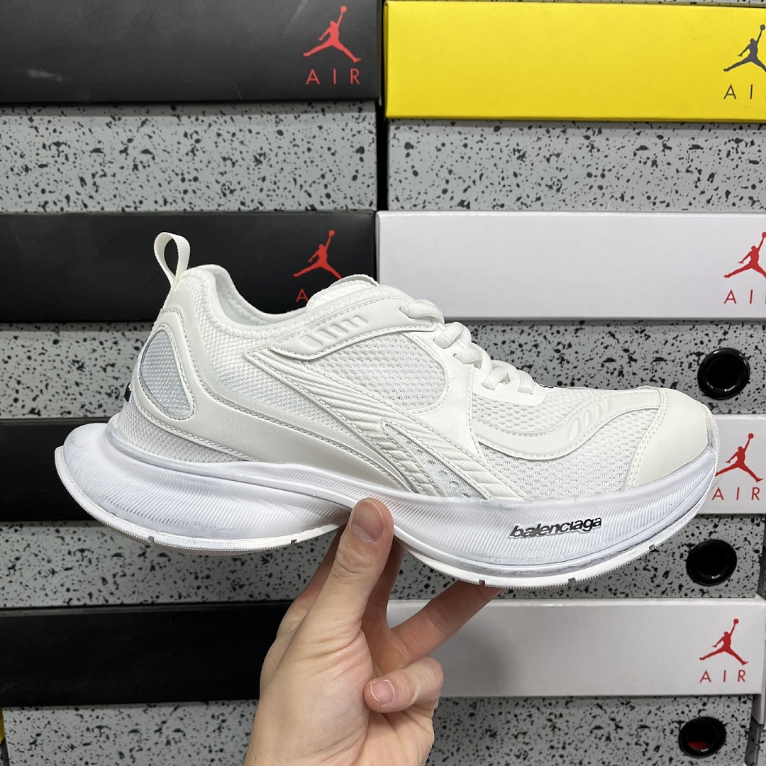 Balenciaga Circuit - Image 19