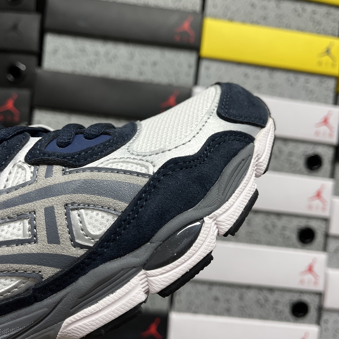 ASICS Gel-NYC Yankees - Image 4