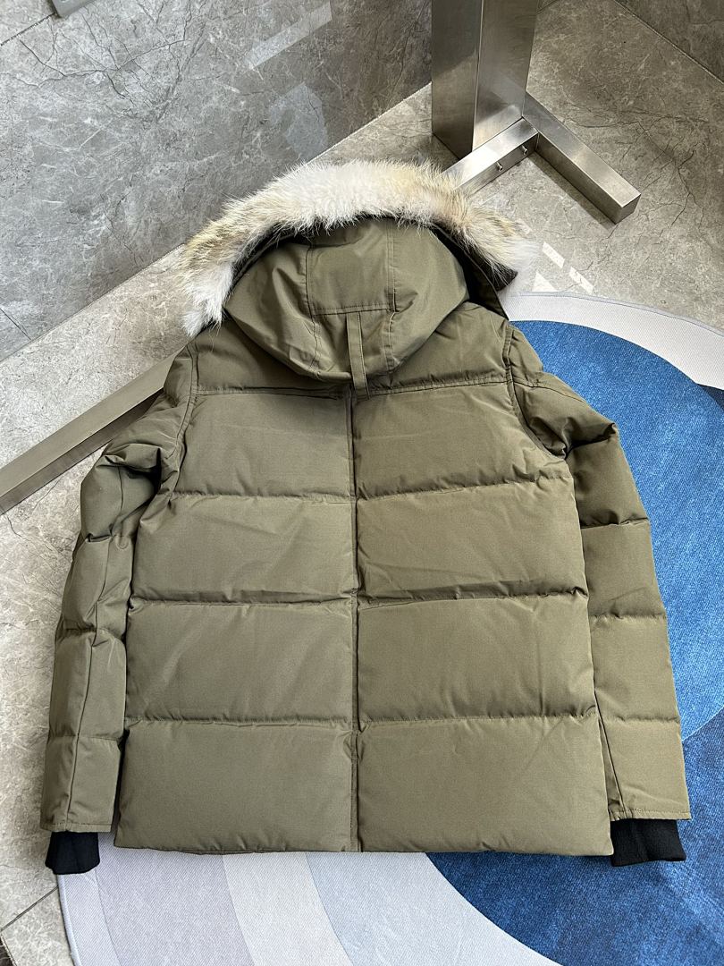 Canada Goose Wyndham Parka - Image 38
